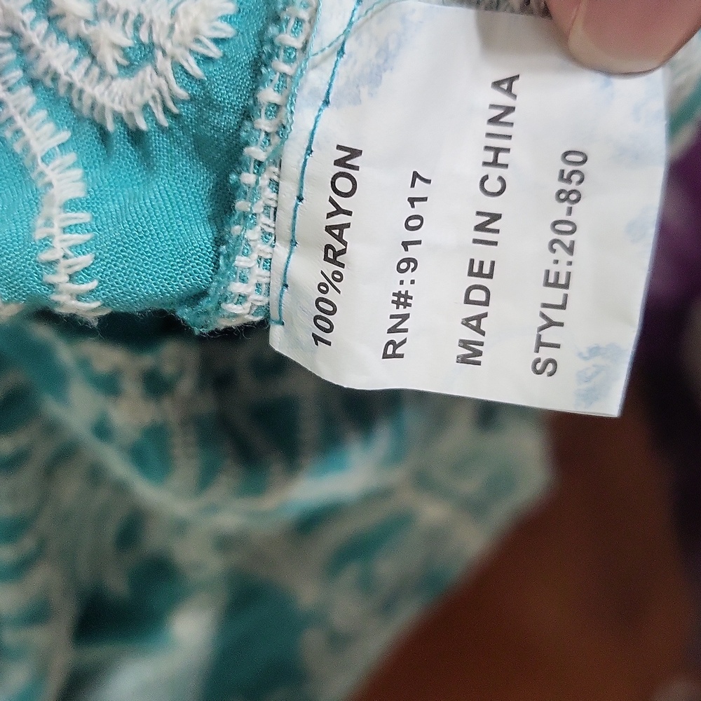 Size Large By Solitaire- Womens Emrboidered Top - Picture 5 of 9